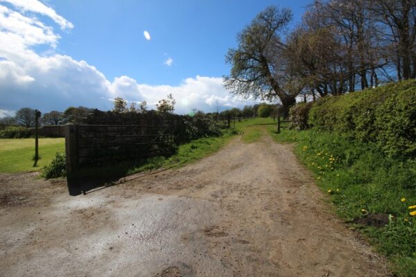 Monkton Farleigh, Bradford-on-Avon